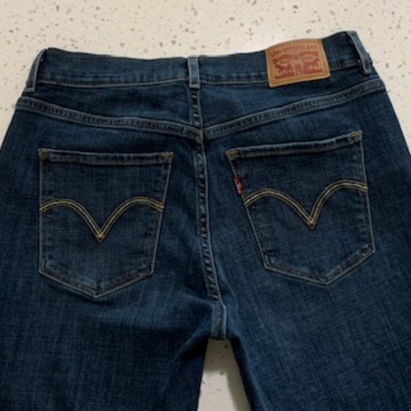 Levi's Classic Boot Jeans Size 6 - Picture 3 of 8
